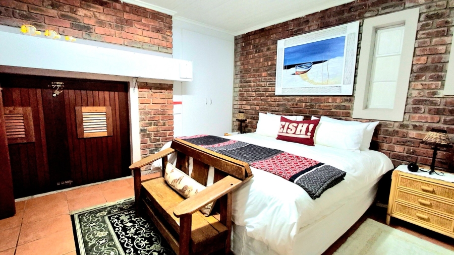 7 Bedroom Property for Sale in Heather Park Western Cape